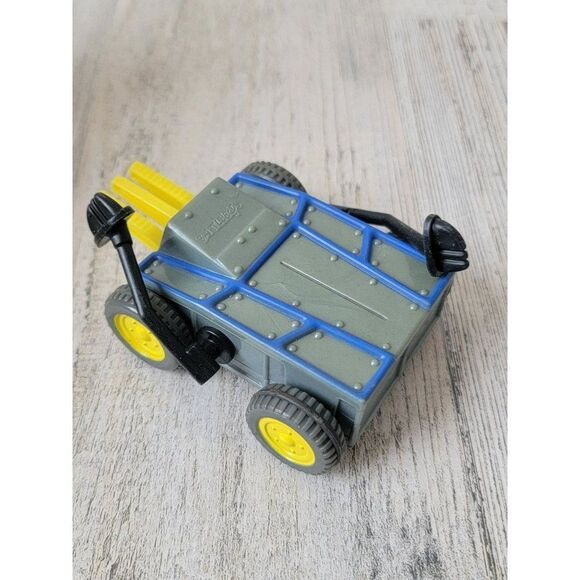 McDonald's 2002 toy figure robot scary - Picture 2 of 4